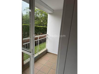Apartamento de 2 alcobas en venta en Bochalema, Cali, 54 m² · foto 2 de 6