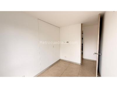 Apartamento de 3 alcobas en venta en Los Cambulos, Cali, 72 m² · foto 7 de 13