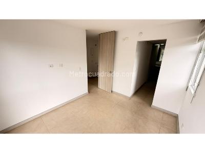 Apartamento de 3 alcobas en venta en Los Cambulos, Cali, 72 m² · foto 9 de 13