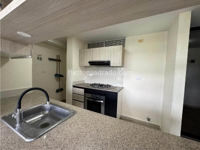 Apartamento de 3 alcobas en venta en Valle Del Lili, Cali, 69 m² · foto 3 de 10