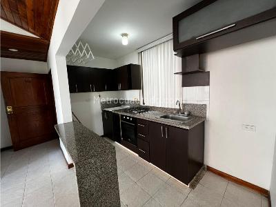 Apartamento de 1 alcoba en venta en Prados Del Norte, Cali, 50 m² · foto 7 de 13