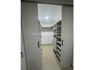 Apartamento de 2 alcobas en venta en Valle Del Lili, Cali, 75 m² · foto 7 de 11