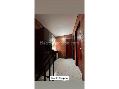 Casa de 3 alcobas en venta en Ciudad 2000, Cali, 150 m² · foto 6 de 12