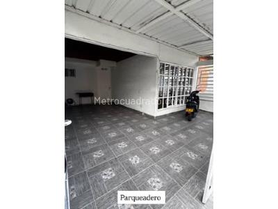 Casa de 3 alcobas en venta en Ciudad 2000, Cali, 150 m² · foto 12 de 12