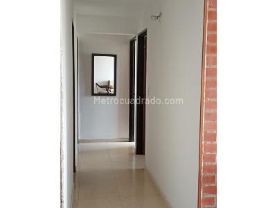 Apartamento de 3 alcobas en venta en El Refugio, Cali, 72 m² · foto 5 de 14
