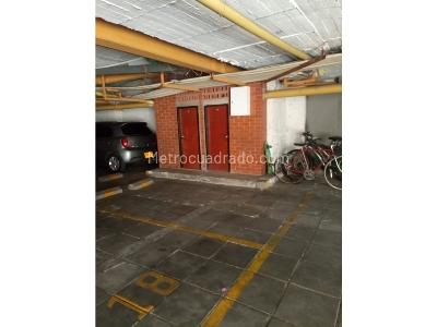Apartamento de 3 alcobas en venta en El Refugio, Cali, 72 m² · foto 10 de 14