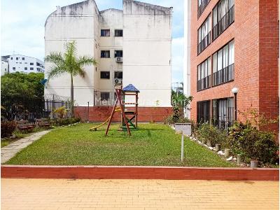 Apartamento de 3 alcobas en venta en El Refugio, Cali, 72 m² · foto 11 de 14