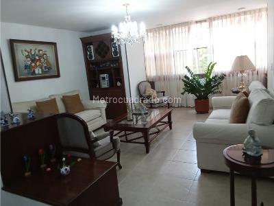 Apartamento de 4 alcobas en venta en Quintas De Don Simon, Cali, 153 m² · foto 2 de 20