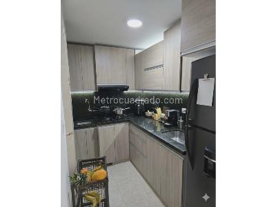 Apartamento de 3 alcobas en venta en Primero De Mayo, Cali, 63 m² · foto 2 de 12