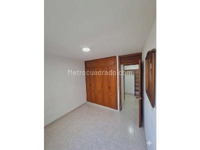 Apartamento de 3 alcobas en venta en Primero De Mayo, Cali, 63 m² · foto 3 de 12