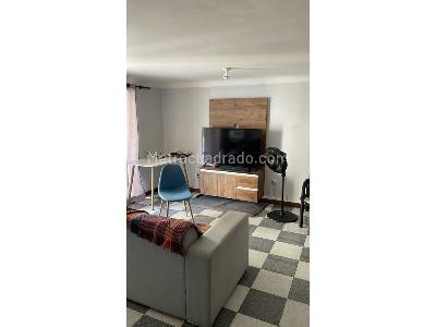 Apartamento de 2 alcobas en venta en El Refugio, Cali, 56 m² · foto 2 de 9