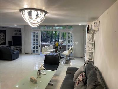 Apartamento de 3 alcobas en venta en El Ingenio, Cali, 150 m² · foto 2 de 13