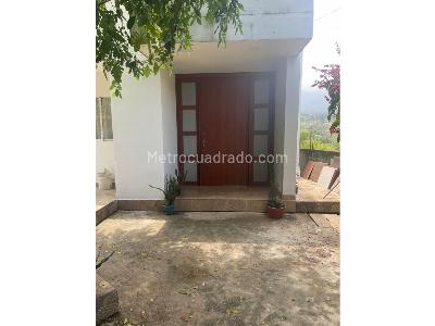 Casa de 5 alcobas en venta en Buitrera, Cali · foto 3 de 20