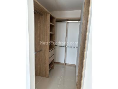 Apartamento de 3 alcobas en venta en Tierra Linda, Cali, 76 m² · foto 4 de 8