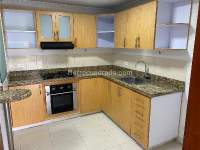 Apartamento de 3 alcobas en venta en El Ingenio, Cali, 132 m² · foto 3 de 20