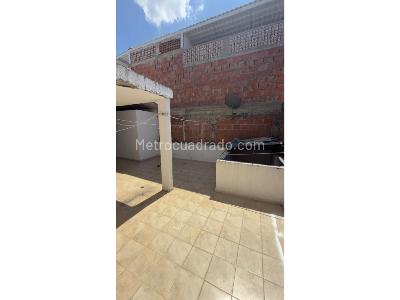Casa de 4 alcobas en venta en Ciudad 2000, Cali, 270 m² · foto 6 de 17