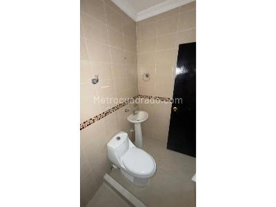 Casa de 4 alcobas en venta en Ciudad 2000, Cali, 270 m² · foto 7 de 17