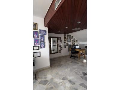 Apartamento de 4 alcobas en venta en Ciudad Jardin, Cali, 187 m² · foto 7 de 14