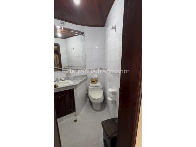 Apartamento de 4 alcobas en venta en Ciudad Jardin, Cali, 187 m² · foto 13 de 14