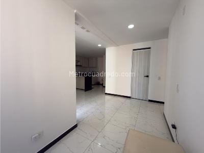 Apartamento de 2 alcobas en venta en Ciudad 2000, Cali, 49 m² · foto 13 de 19