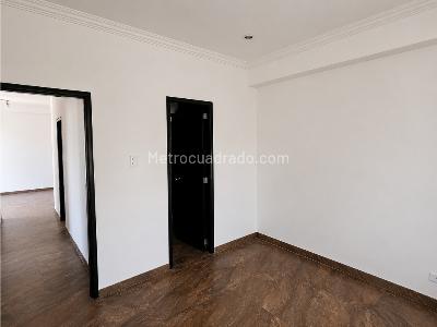 Apartamento en venta en Colseguros, Cali · foto 10 de 13
