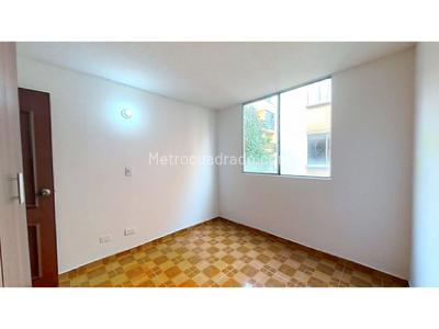 Apartamento de 3 alcobas en venta en Primero De Mayo, Cali, 63 m² · foto 12 de 20