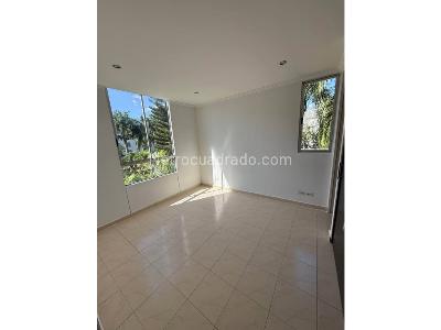 Apartamento en venta en Valle Del Lili, Cali · foto 4 de 14