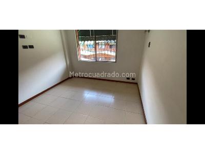 Casa de 4 alcobas en venta en El Ingenio, Cali, 250 m² · foto 9 de 20