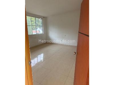 Casa de 5 alcobas en venta en Tequendama, Cali, 377 m² · foto 5 de 15