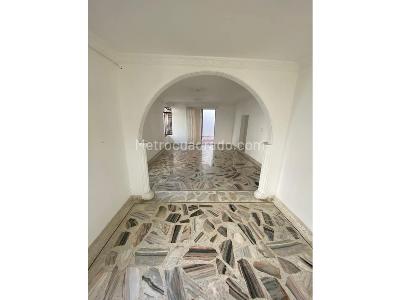 Casa de 4 alcobas en venta en Ciudad Jardin, Cali, 266 m² · foto 3 de 20