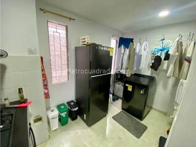 Apartamento de 3 alcobas en venta en El Refugio, Cali, 74 m² · foto 3 de 8