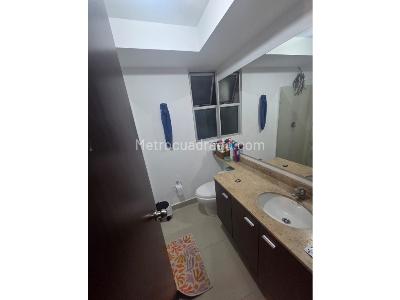 Apartamento de 3 alcobas en venta en Valle Del Lili, Cali, 81 m² · foto 11 de 20