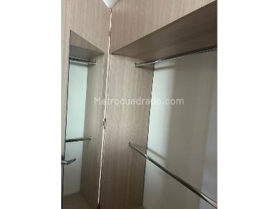 Apartamento de 3 alcobas en venta en Valle Del Lili, Cali, 57 m² · foto 10 de 16