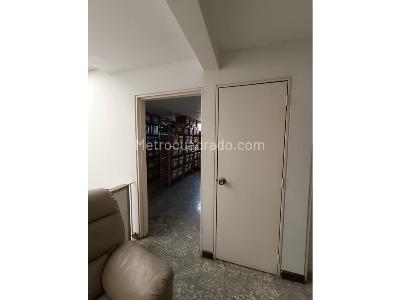 Casa de 4 alcobas en venta en San Fernando, Cali, 277 m² · foto 5 de 12