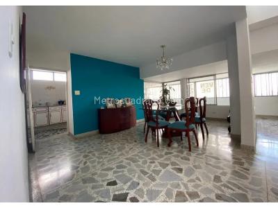 Apartamento en venta en Versalles, Cali · foto 4 de 20