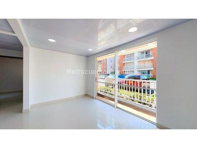 Apartamento de 2 alcobas en venta en Vivero Parque Residencial, Cali, 52 m² · foto 2 de 20