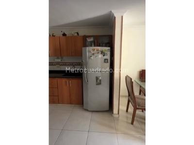 Casa de 5 alcobas en venta en Valle Del Lili, Cali, 230 m² · foto 6 de 17