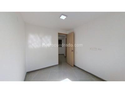 Apartamento de 3 alcobas en venta en Vivero Parque Residencial, Cali, 80 m² · foto 19 de 20