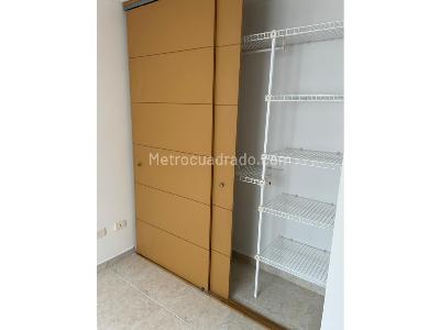 Apartamento de 3 alcobas en venta en El Refugio, Cali, 72 m² · foto 6 de 10