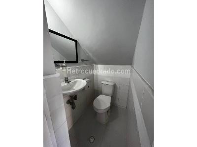 Apartamento de 2 alcobas en venta en Colseguros, Cali, 65 m² · foto 8 de 9