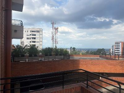 Apartamento de 3 alcobas en venta en Cristales, Cali, 115 m² · foto 4 de 20