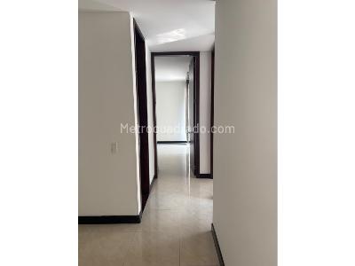 Apartamento de 3 alcobas en venta en Cristales, Cali, 115 m² · foto 10 de 20