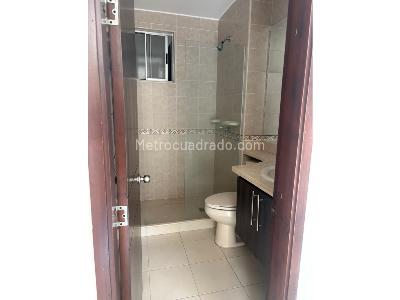 Apartamento de 3 alcobas en venta en Cristales, Cali, 115 m² · foto 11 de 20