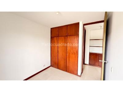Apartamento de 3 alcobas en venta en Valle Del Lili, Cali, 72 m² · foto 5 de 8