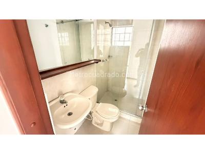 Apartamento de 3 alcobas en venta en Valle Del Lili, Cali, 72 m² · foto 7 de 8