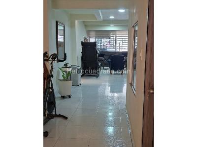Casa de 5 alcobas en venta en El Bosque, Cali, 220 m² · foto 8 de 9
