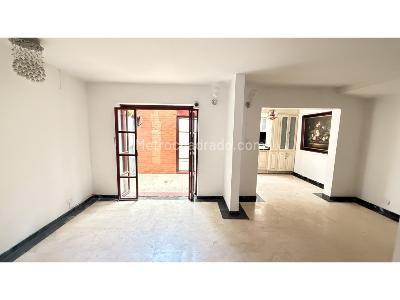 Casa de 4 alcobas en venta en Ciudad Jardin, Cali, 200 m² · foto 2 de 14