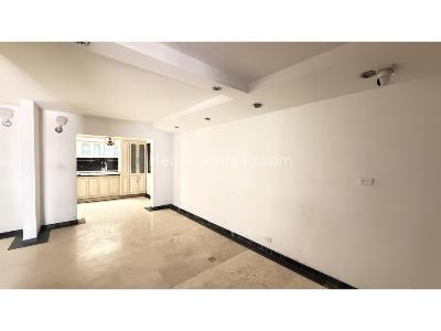 Casa de 4 alcobas en venta en Ciudad Jardin, Cali, 200 m² · foto 3 de 14