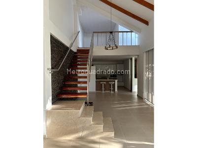 Casa de 4 alcobas en venta en Rozo, Palmira, 300 m² · foto 4 de 20