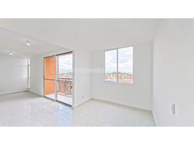 Apartamento de 2 alcobas en venta en Las Vegas De Comfandi, Cali, 62 m² · foto 2 de 20